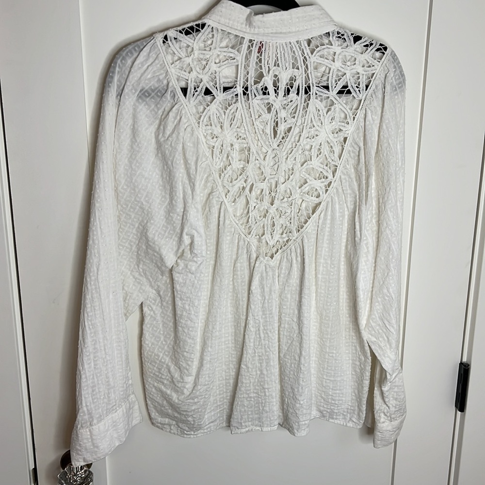 🕶️Anthropologie⚡️Pilcro XL Lace Back Buttondown Shirt crochet detail off white - Picture 7 of 9